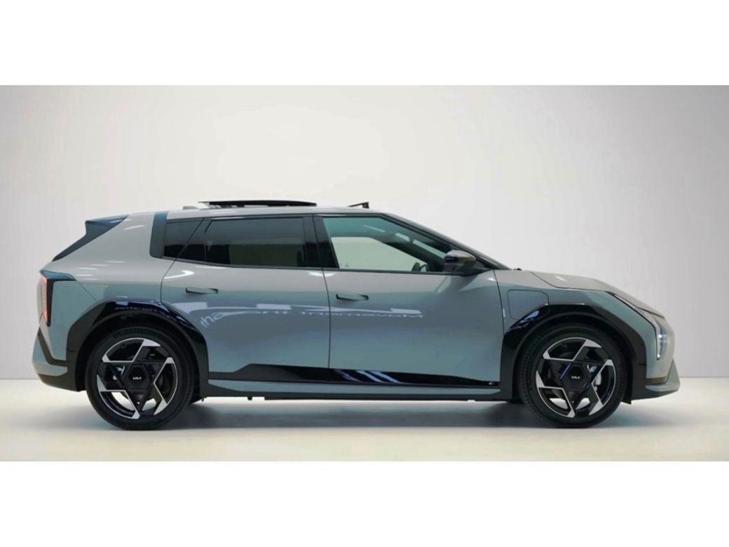 2026 Kia EV4