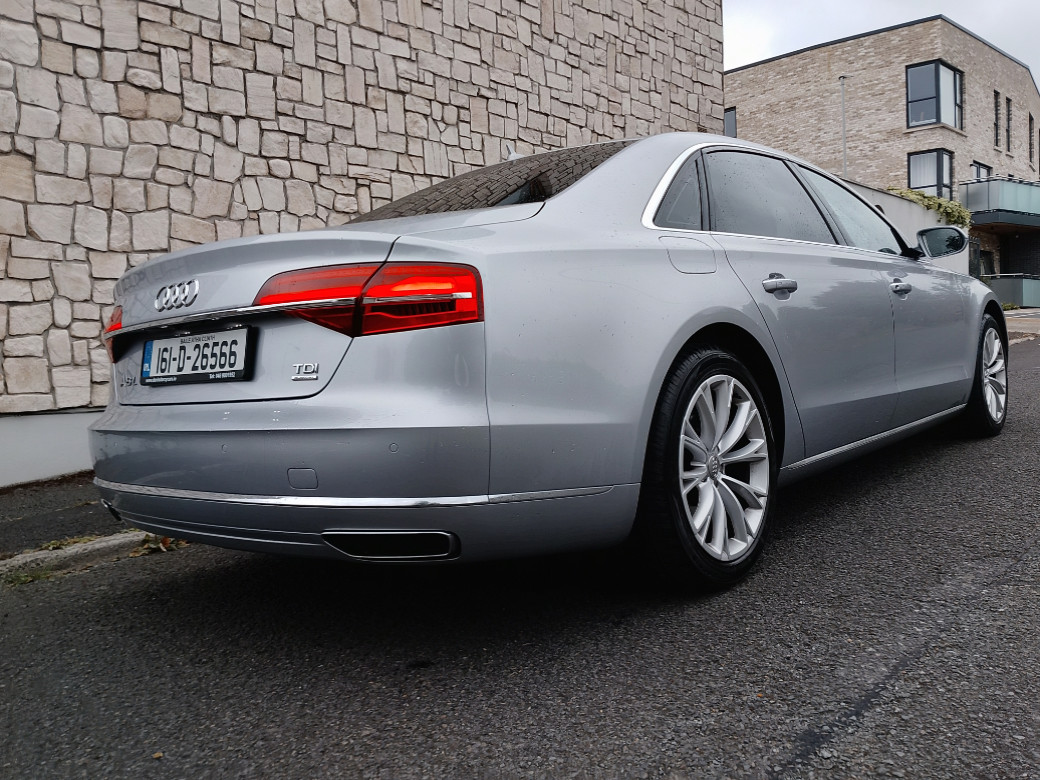 2016 Audi A8
