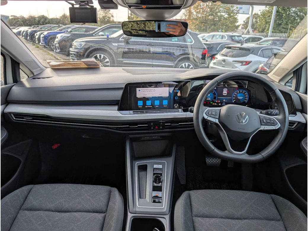 2024 Volkswagen Golf