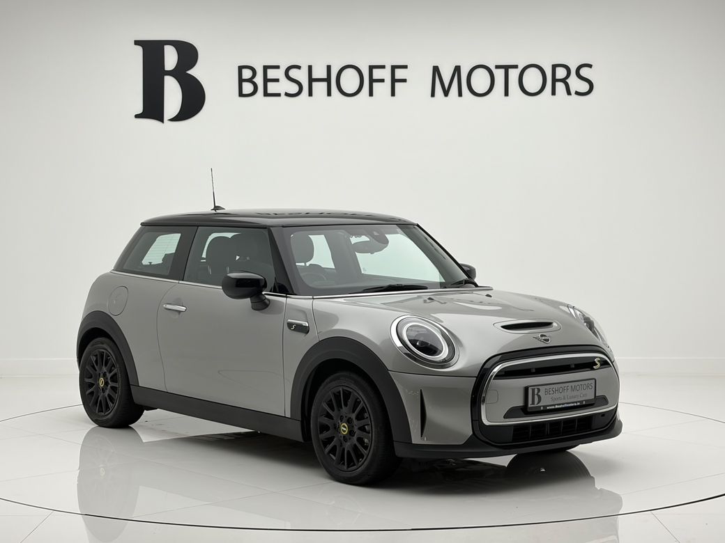 2023 Mini Hatch