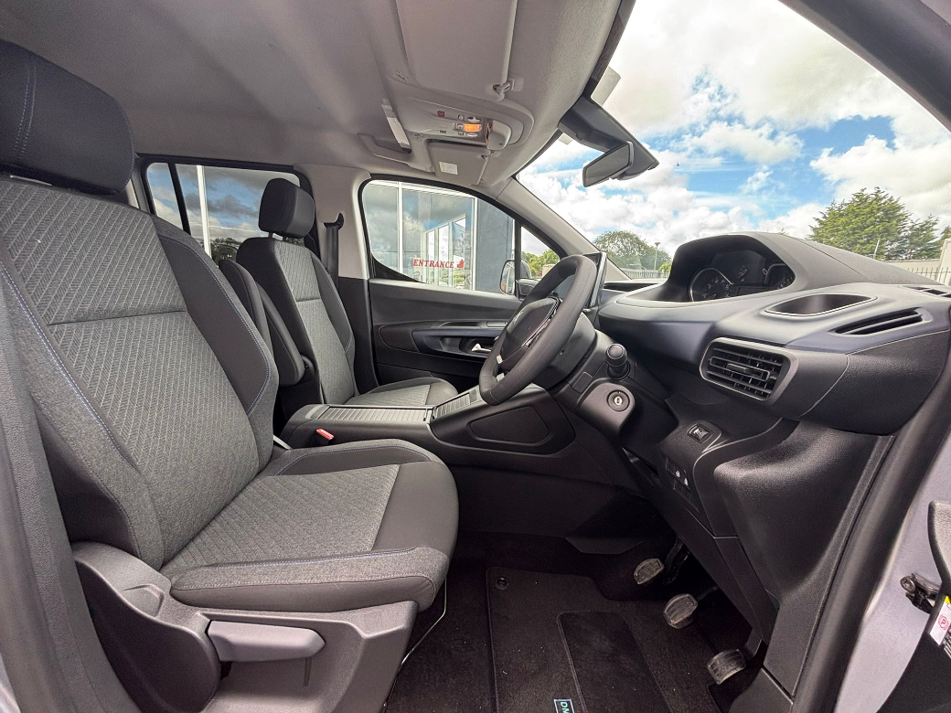 2024 Peugeot Rifter