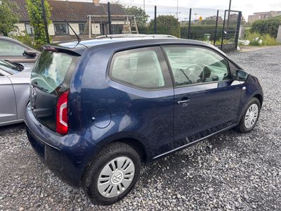 2015 Volkswagen up!