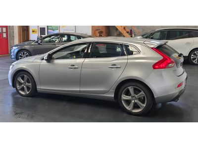 2014 Volvo V40