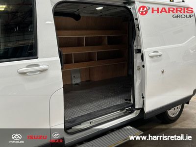 2025 White Maxus Deliver 7