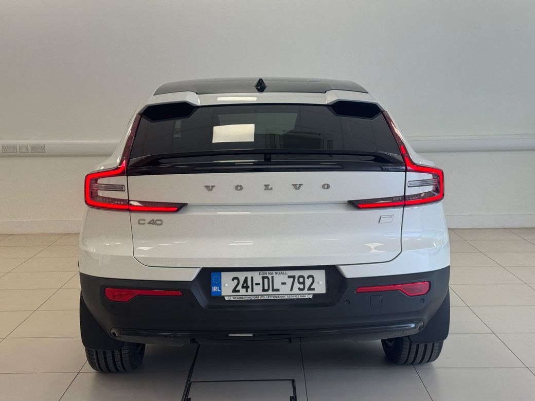 2024 Volvo C40