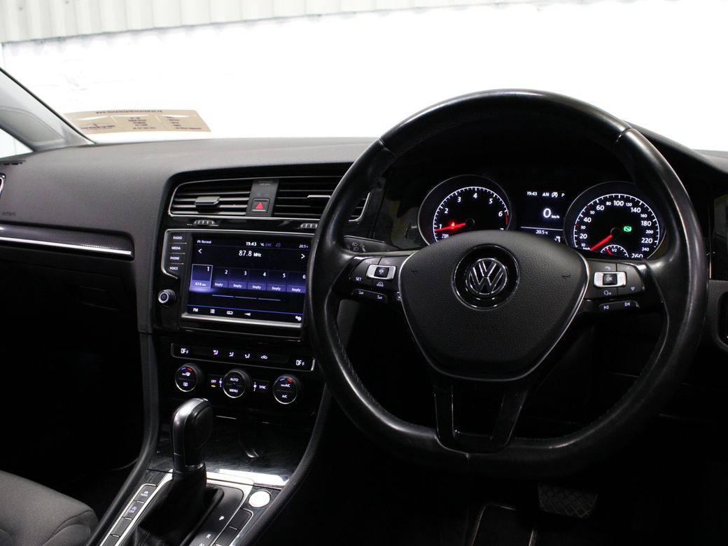 2017 Volkswagen Golf