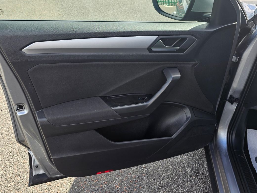 2023 Volkswagen T-Roc