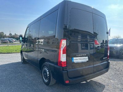 2022 Renault Master