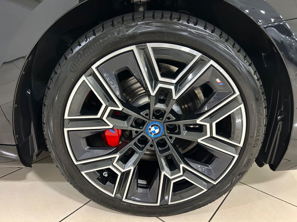 2025 BMW 5 Series