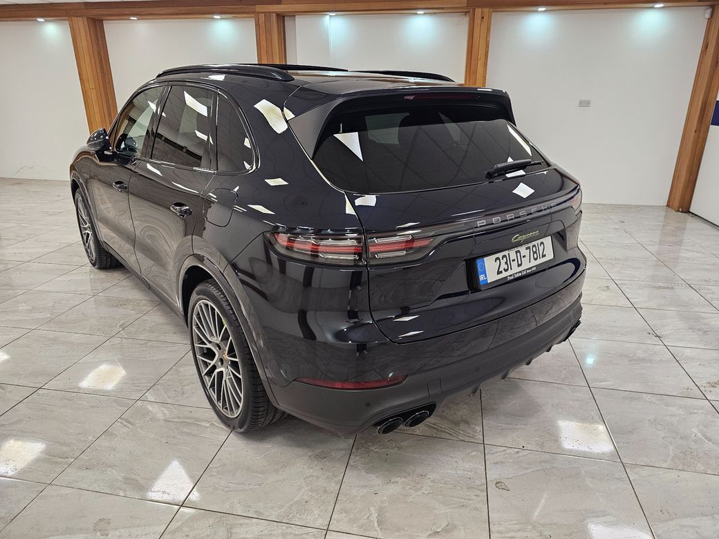2023 Porsche Cayenne