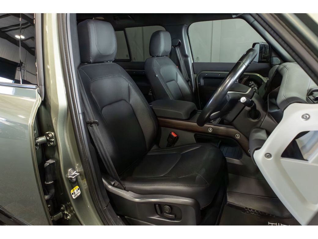 2022 Land Rover Defender 110