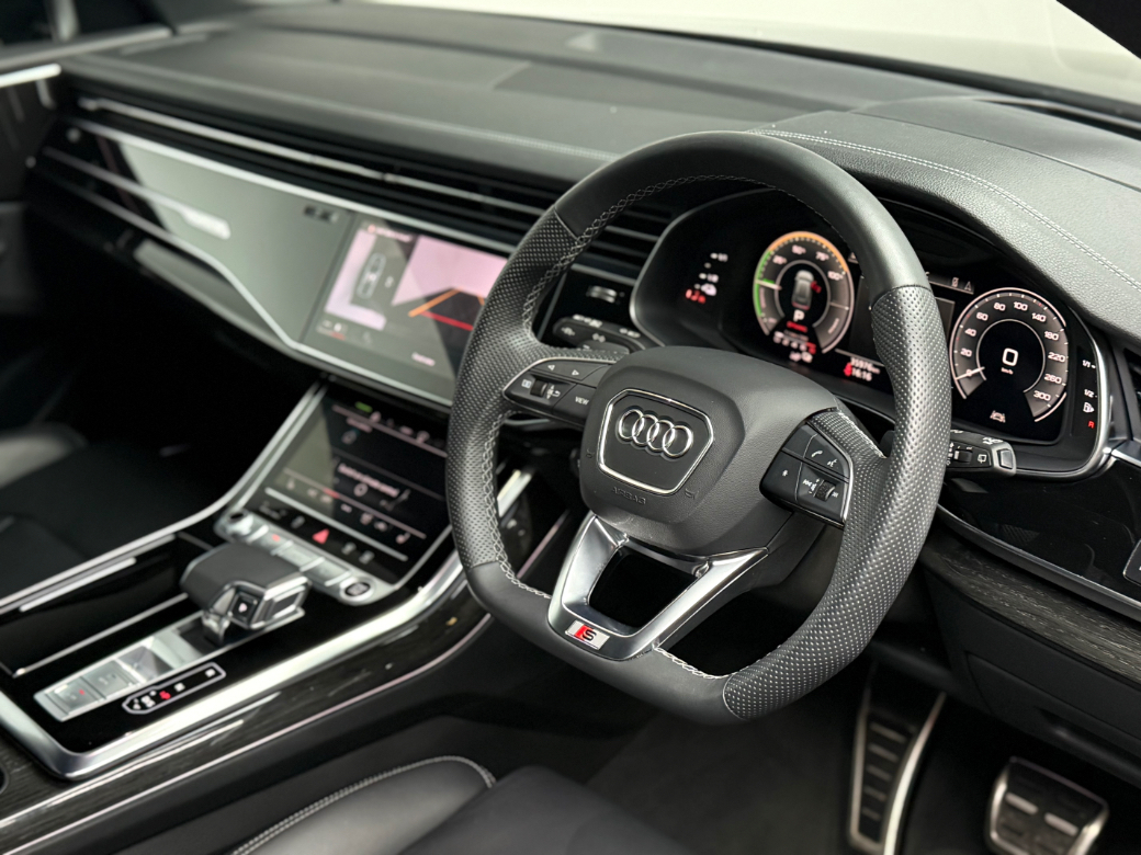 2024 Audi Q8