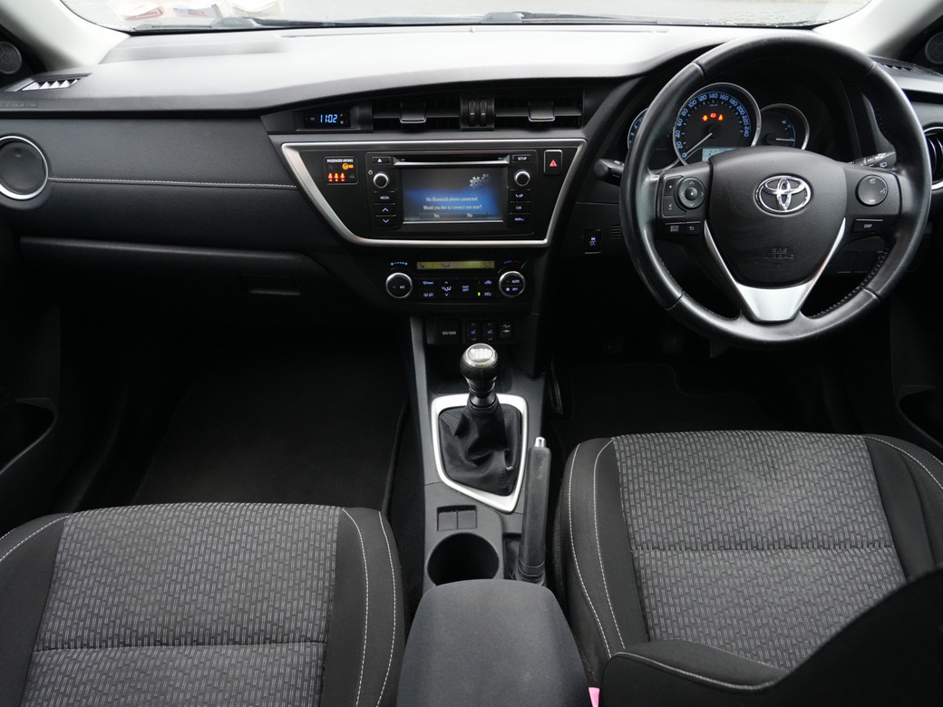 2014 Toyota Auris