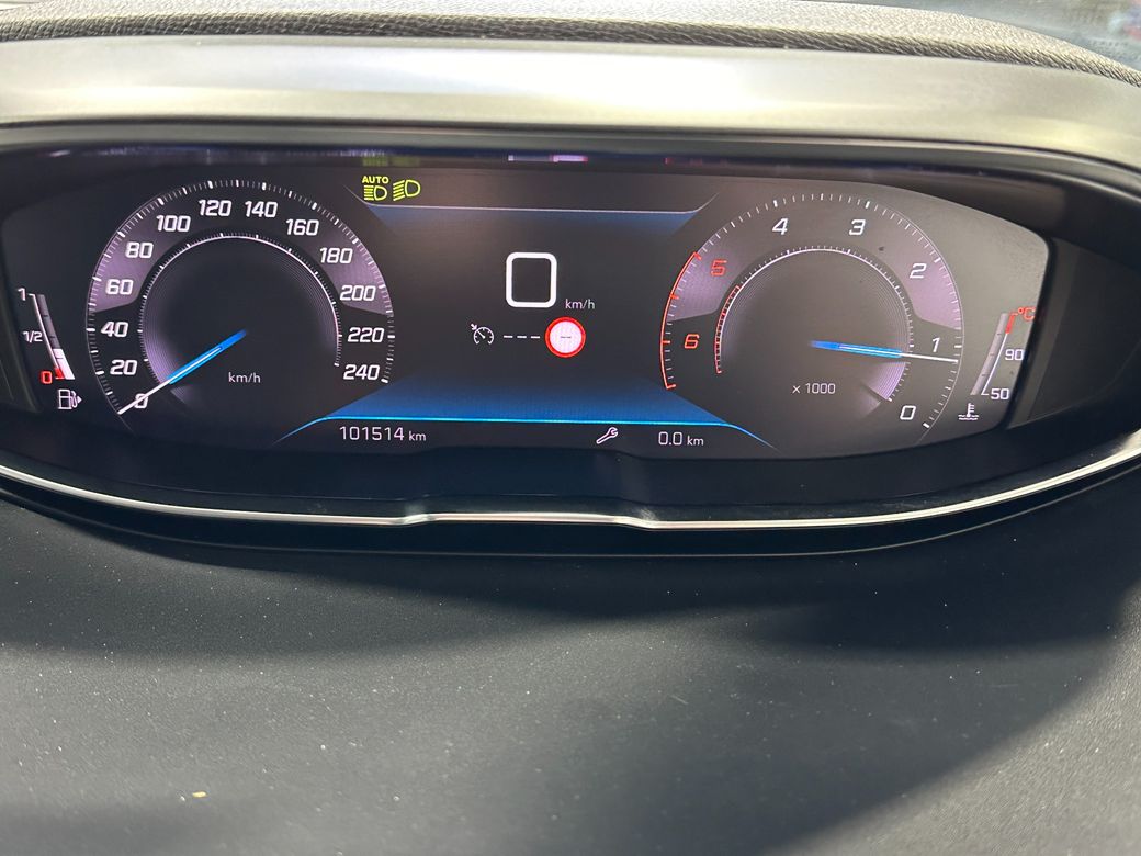 2021 Peugeot 5008
