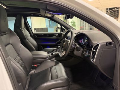 2022 Porsche Cayenne