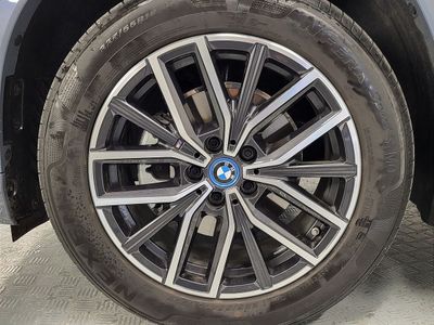 2025 BMW iX1