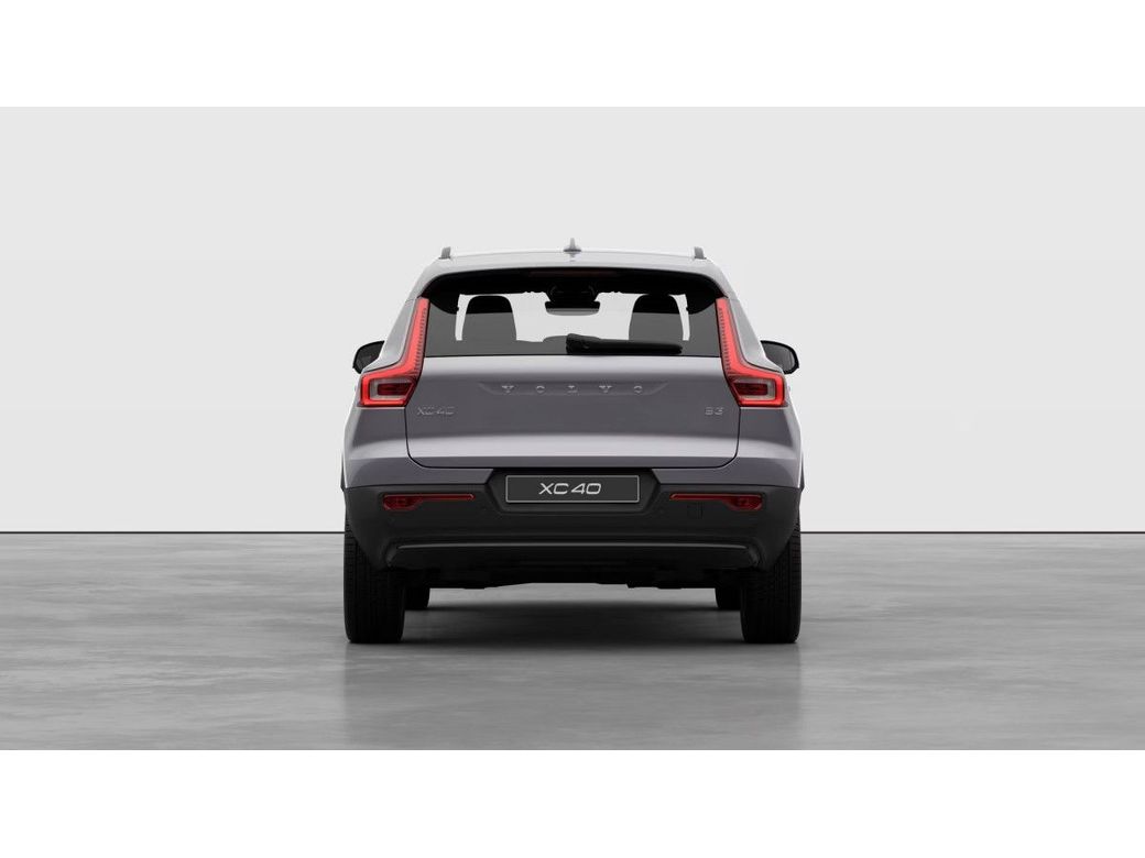 2026 Volvo XC40