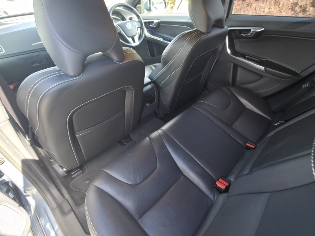 2017 Volvo V60