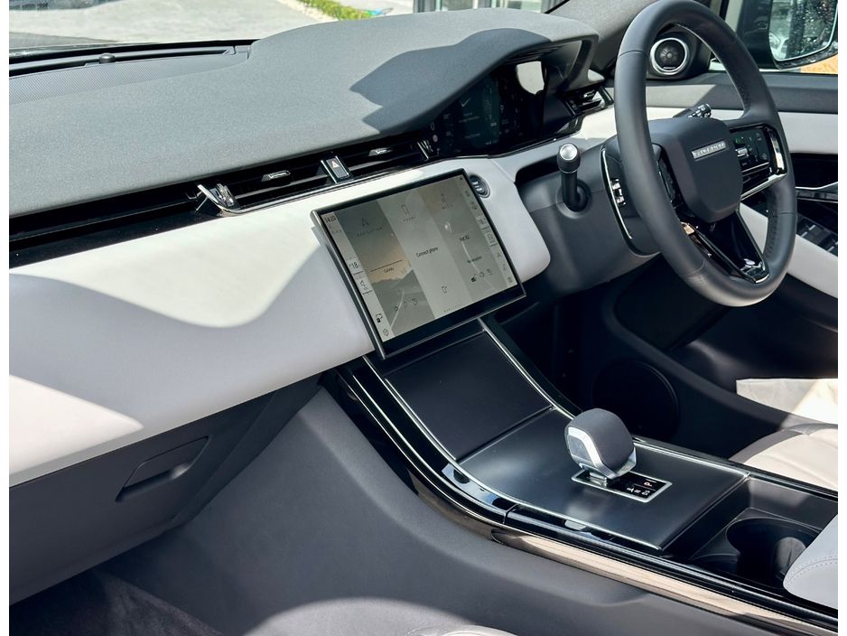 2026 Land Rover Range Rover Evoque
