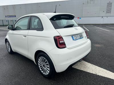 2023 Fiat 500e