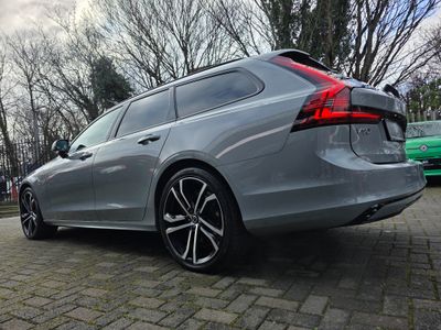 2023 Volvo V90