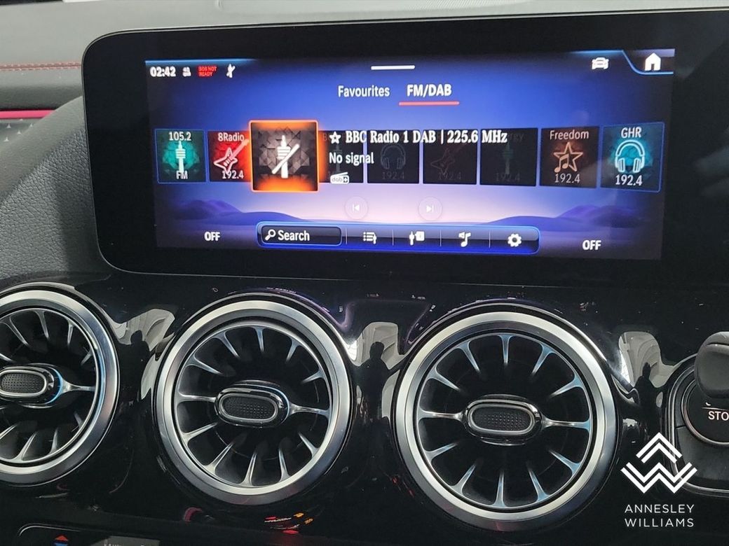 2025 Mercedes-Benz EQA