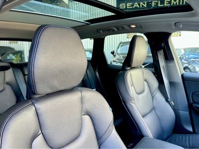2025 Volvo XC60