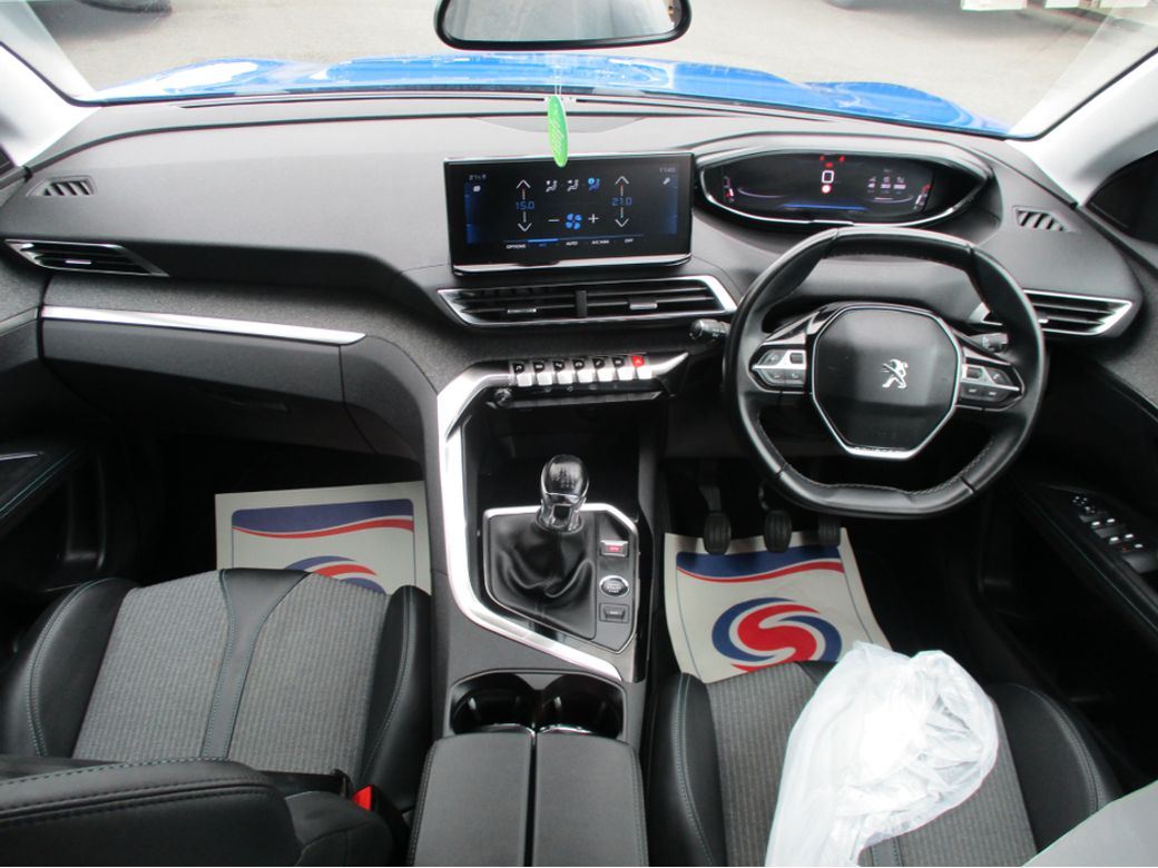 2021 Peugeot 3008