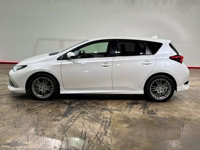 2017 Toyota Auris