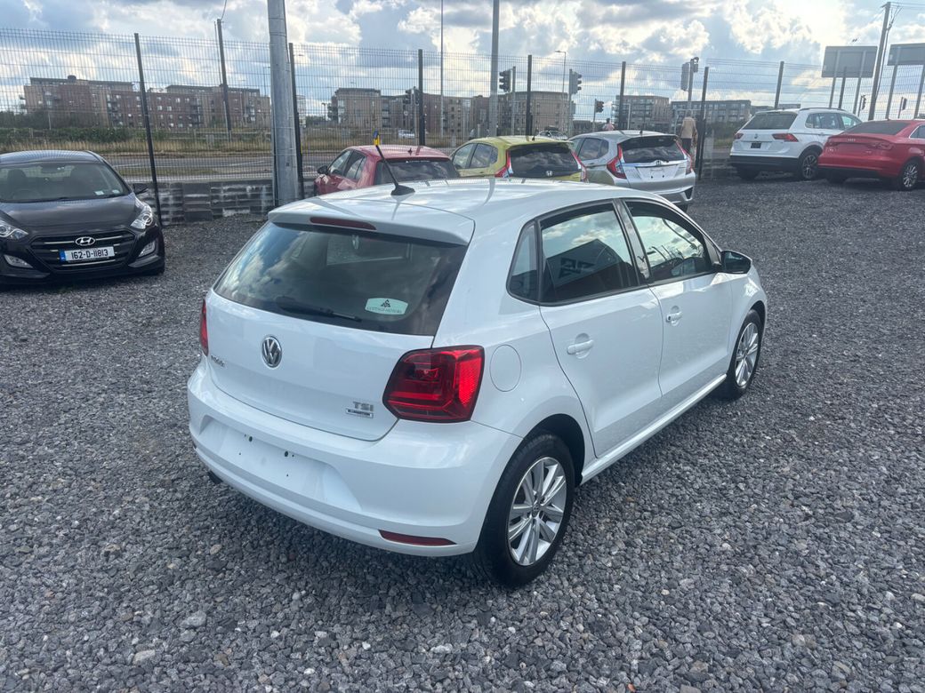 2017 Volkswagen Polo