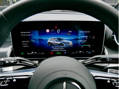 2025 Mercedes-Benz GLC Class