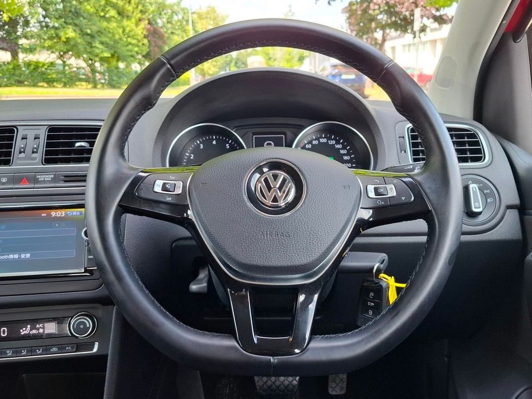 2017 Volkswagen Polo