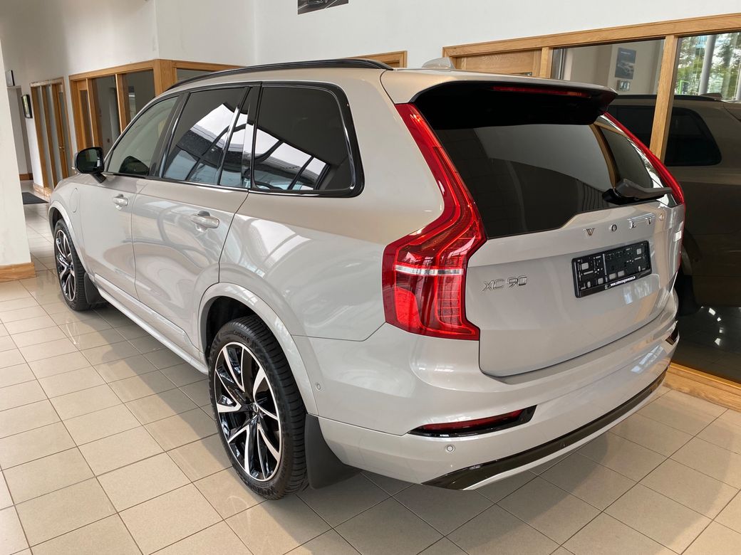 2023 Volvo XC90