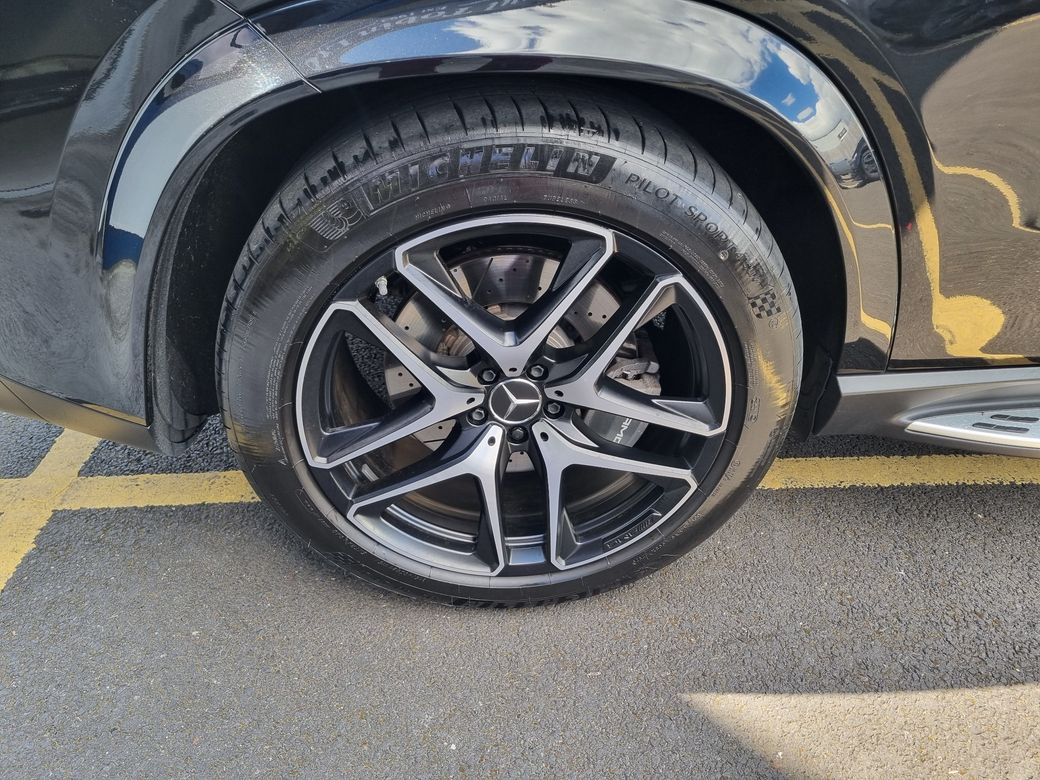 2025 Mercedes-Benz GLE Class