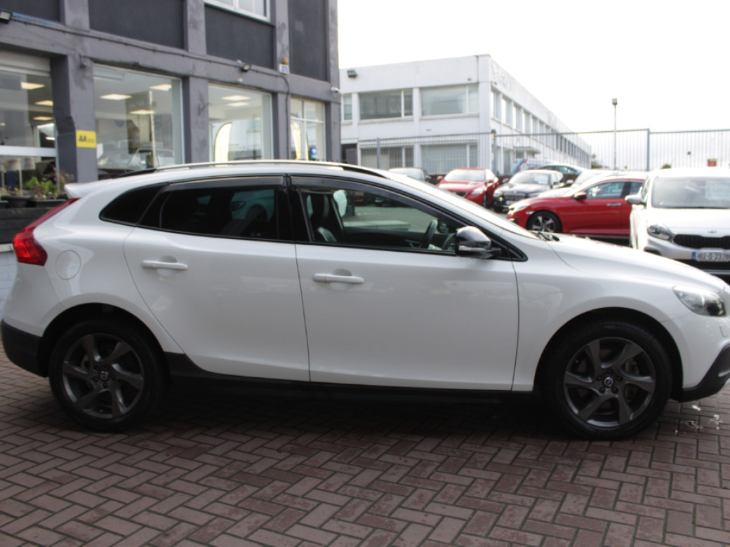 2016 Volvo V40 Cross Country