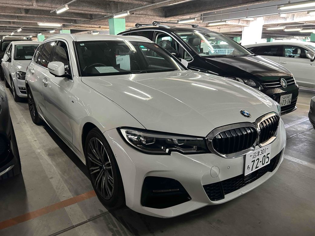 2020 BMW 320