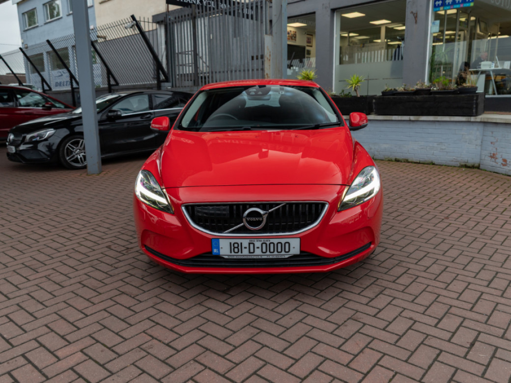 2018 Volvo V40