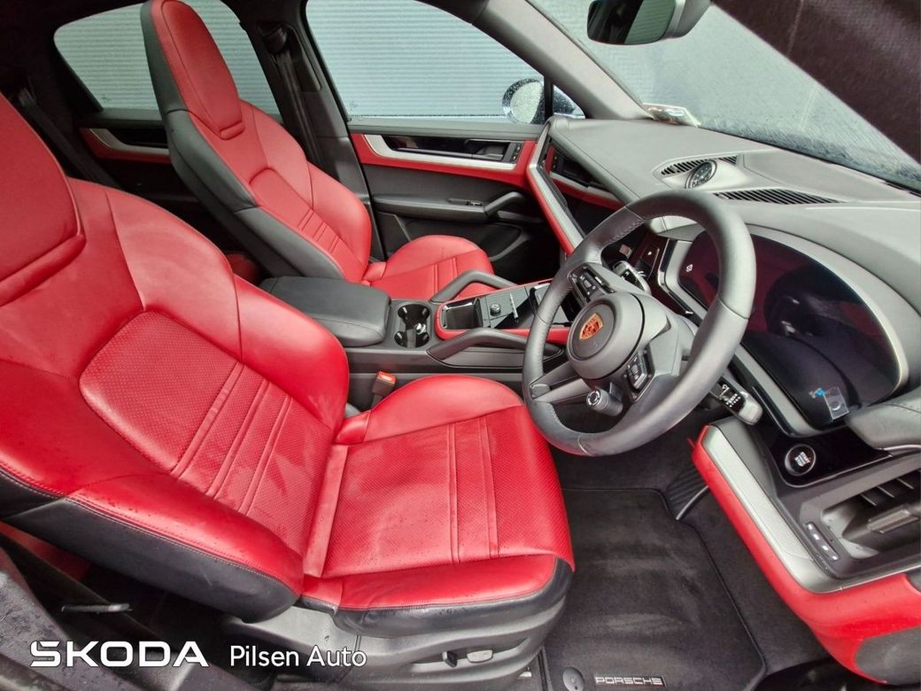 2024 Porsche Cayenne