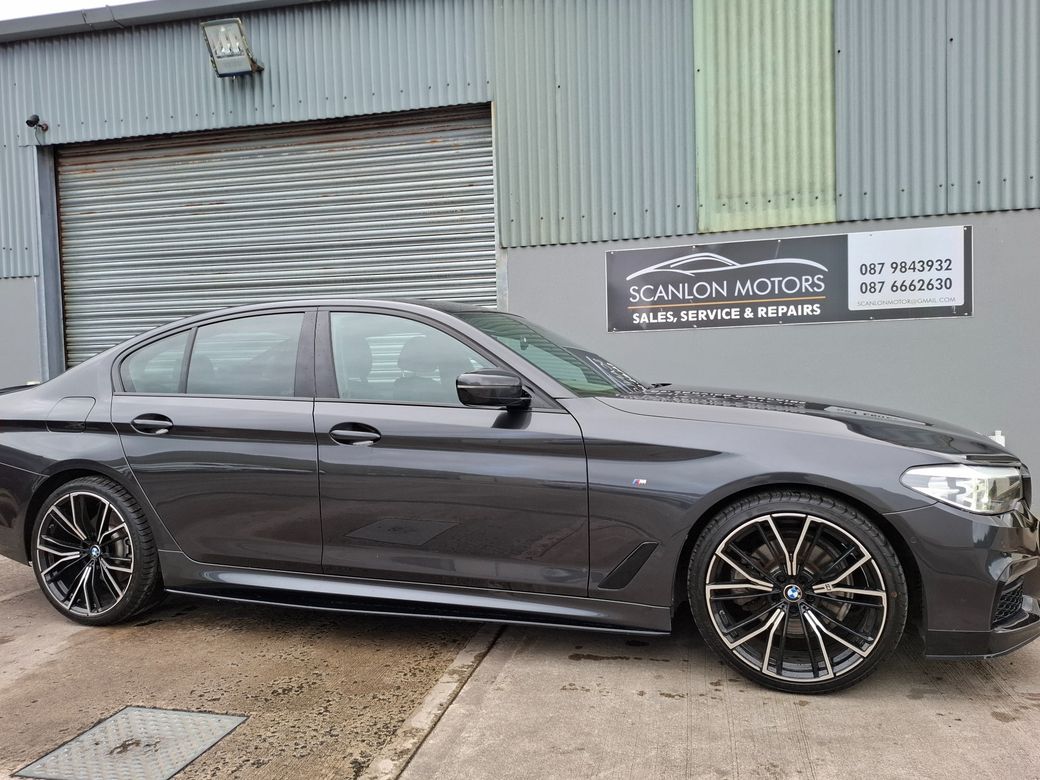 2020 BMW 520