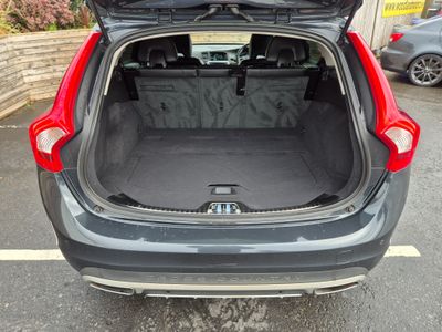 2017 Volvo V60 Cross Country