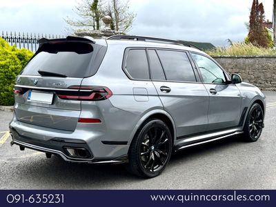 2023 BMW X7