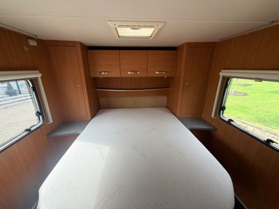 2012 CHALLENGER GENESIS 58 L.H.D LOW PROFILE MANUAL