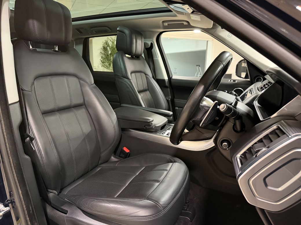 2020 Land Rover Range Rover Sport