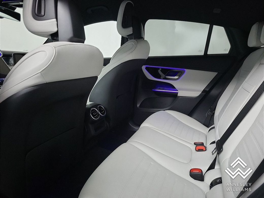 2024 Mercedes-Benz GLC Class