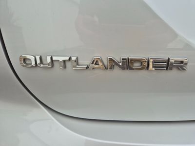 2022 Mitsubishi Outlander