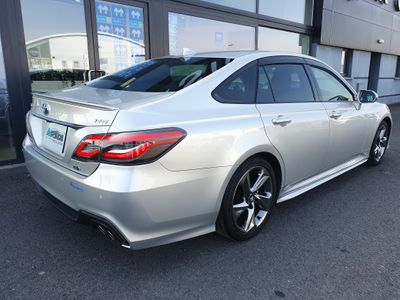 2019 Toyota Crown