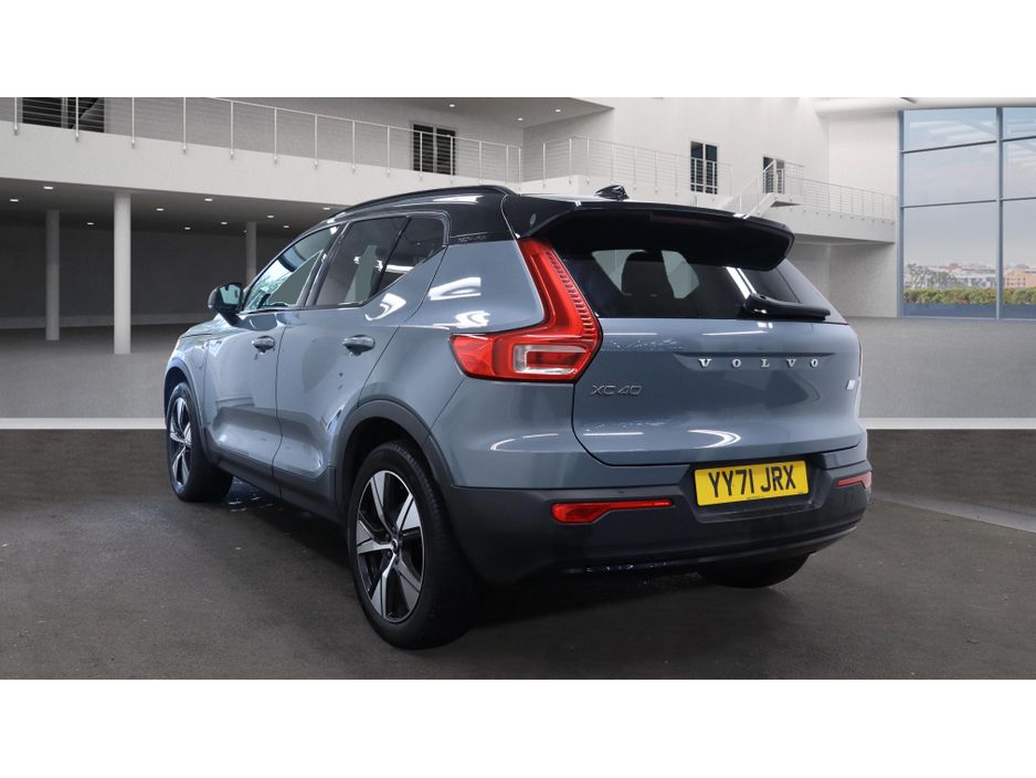 2021 Volvo XC40