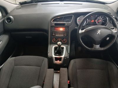 2016 Peugeot 5008