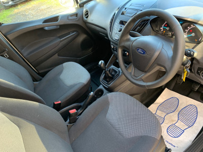 2021 Ford Transit Courier