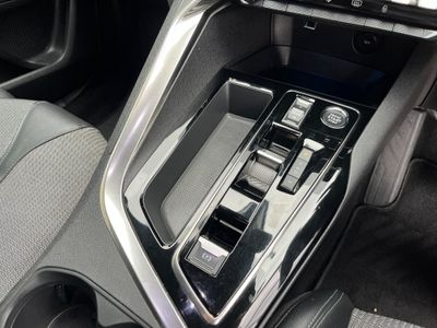 2023 Peugeot 5008